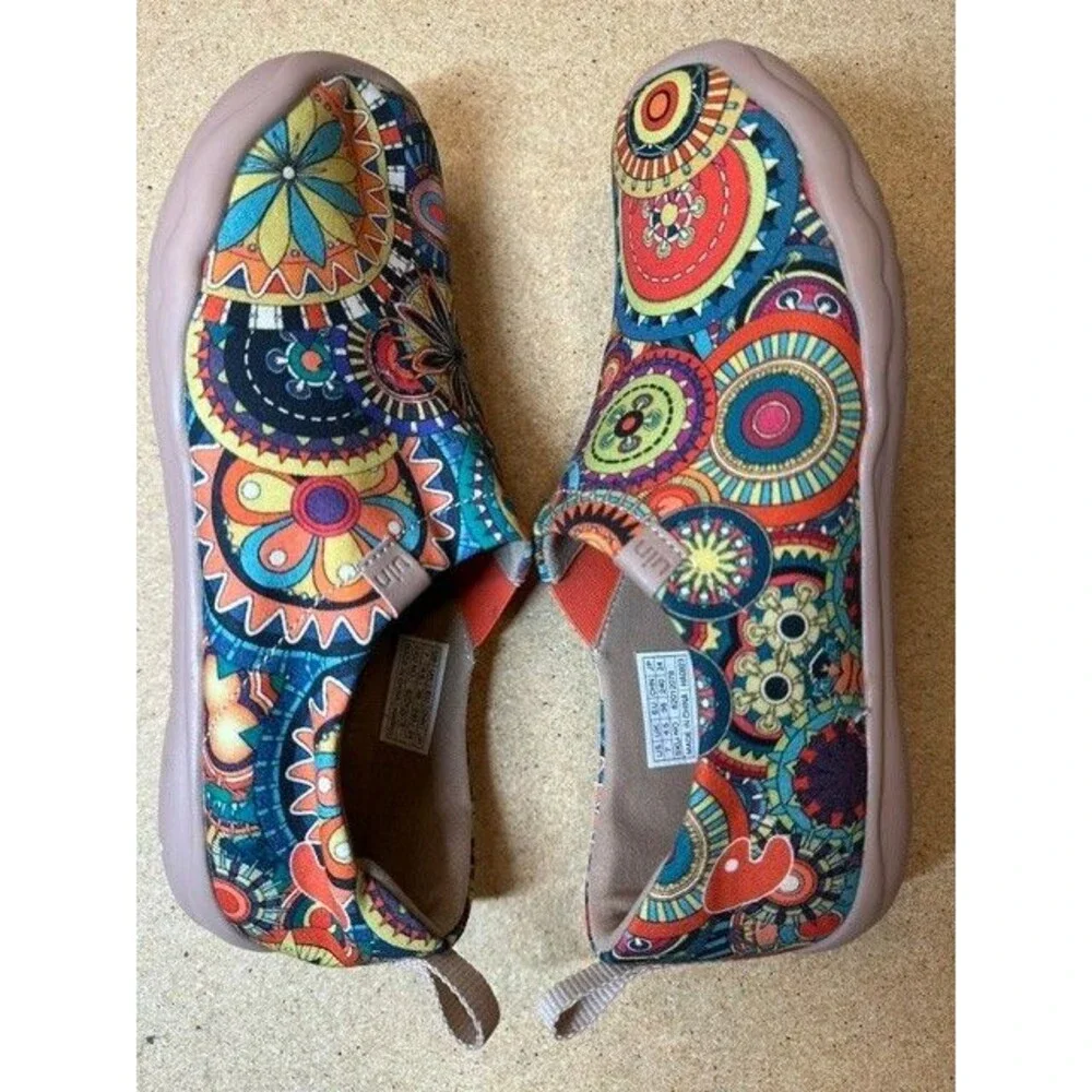 NWOB- UIN Toledo Canvas Slip On Shoes Women's Sz 7 Multicolor Mandala Paisley